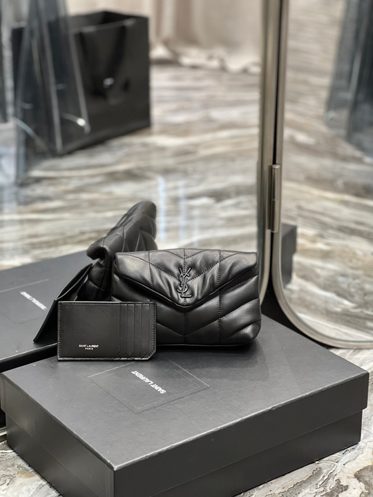 Saint Laurent Loulou Puffer Bag 18 cm