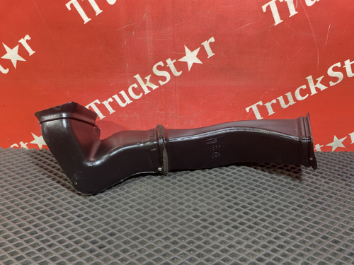 Воздуховод отопителя