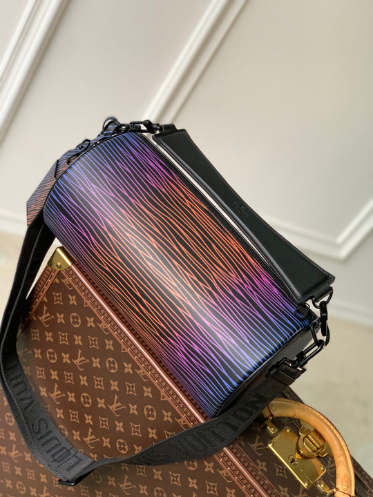 Louis Vuitton Soft Polochon MM