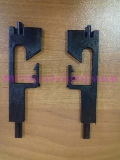 Защелка крепления люльки левая