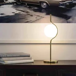 Настольная лампа Le Vita золотая