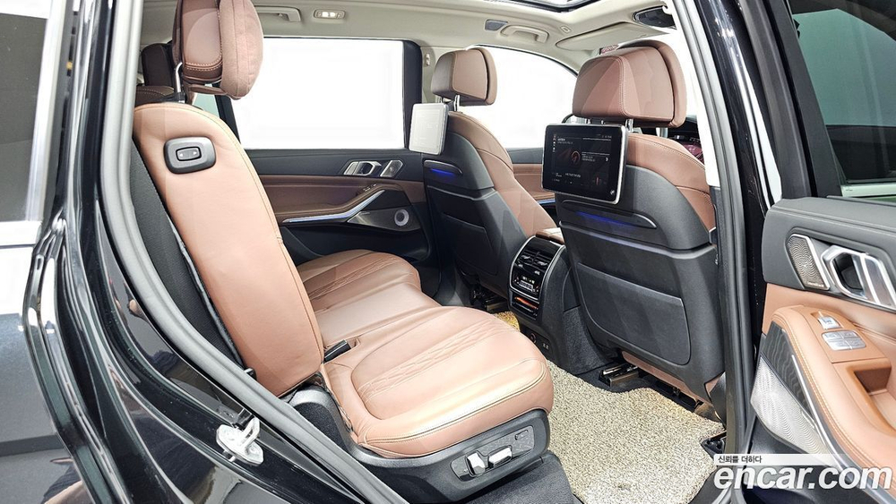 BMW X7 (G07) xDrive 40d Design Pure Excellence 7-и местный (11.2021)