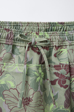 ZARA ЮБКА-ШОРТЫ С ПРИНТОМ «ЛИСТЬЯ», ХАКИ