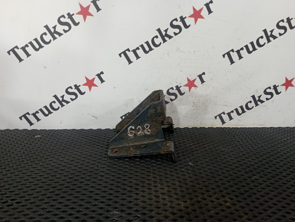 Кронштейн крыла заднего 2020 г.