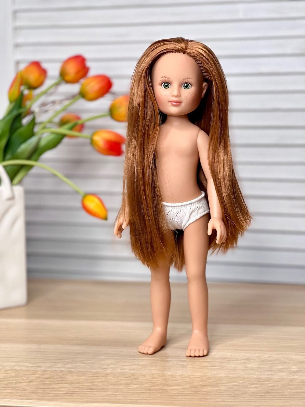 Кукла Nines виниловая 34см Leslie без одежды (1440W4)