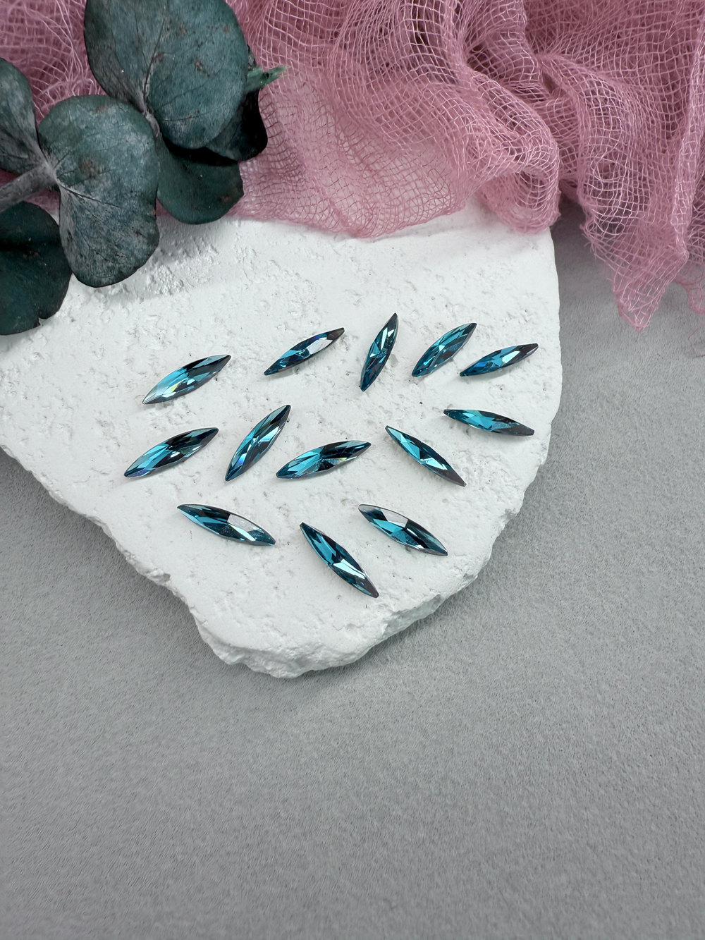 Наветт Navette spfinx 15*4 мм, Indicolite