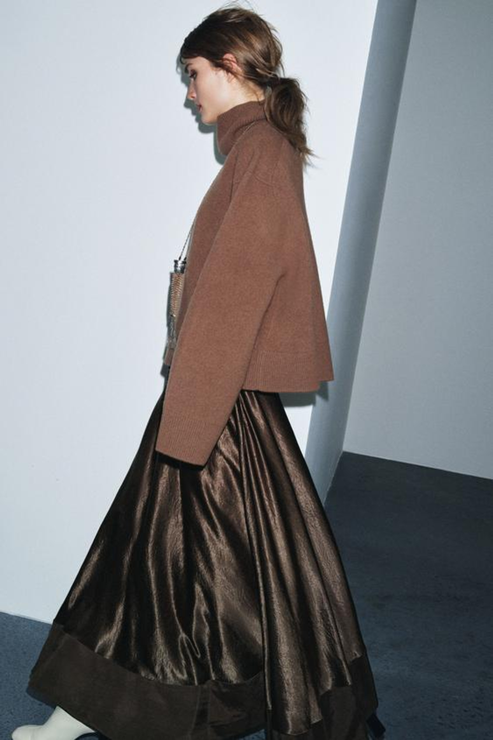 ZARA АТЛАСНАЯ ЮБКА МИДИ ZW COLLECTION LIMITED EDITION, КОРИЧНЕВЫЙ