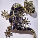 Брошь-кулон "Ящерица с бабочкой"