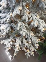 Заснеженная елка с гирляндой «Аляска» (Литая+пвх) 180 см / 1.8 м