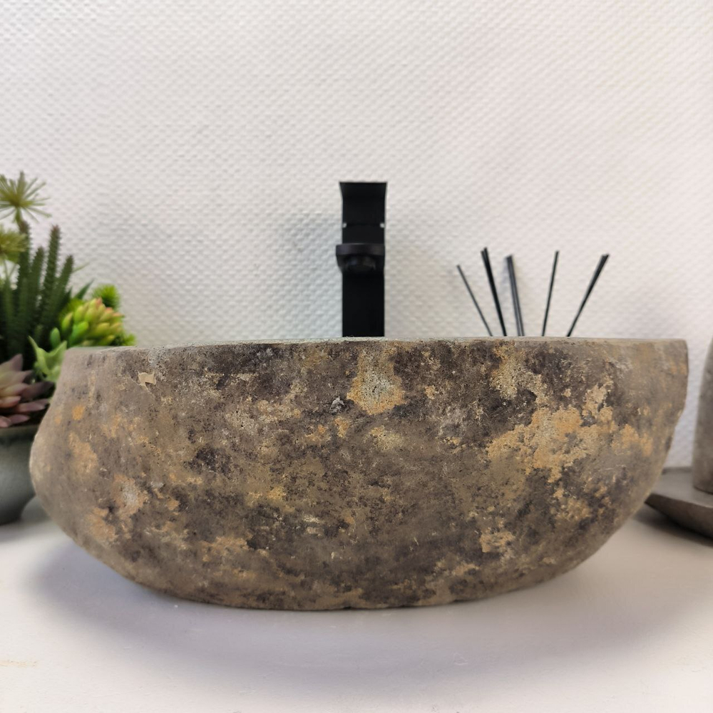 Раковина из речного камня RS-64106 (45*36*15) 0122