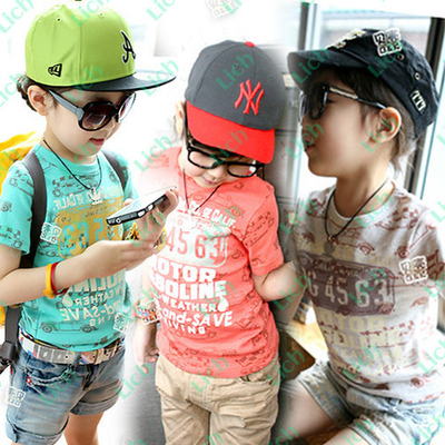 Футболка с принтом автомобилей и надписями