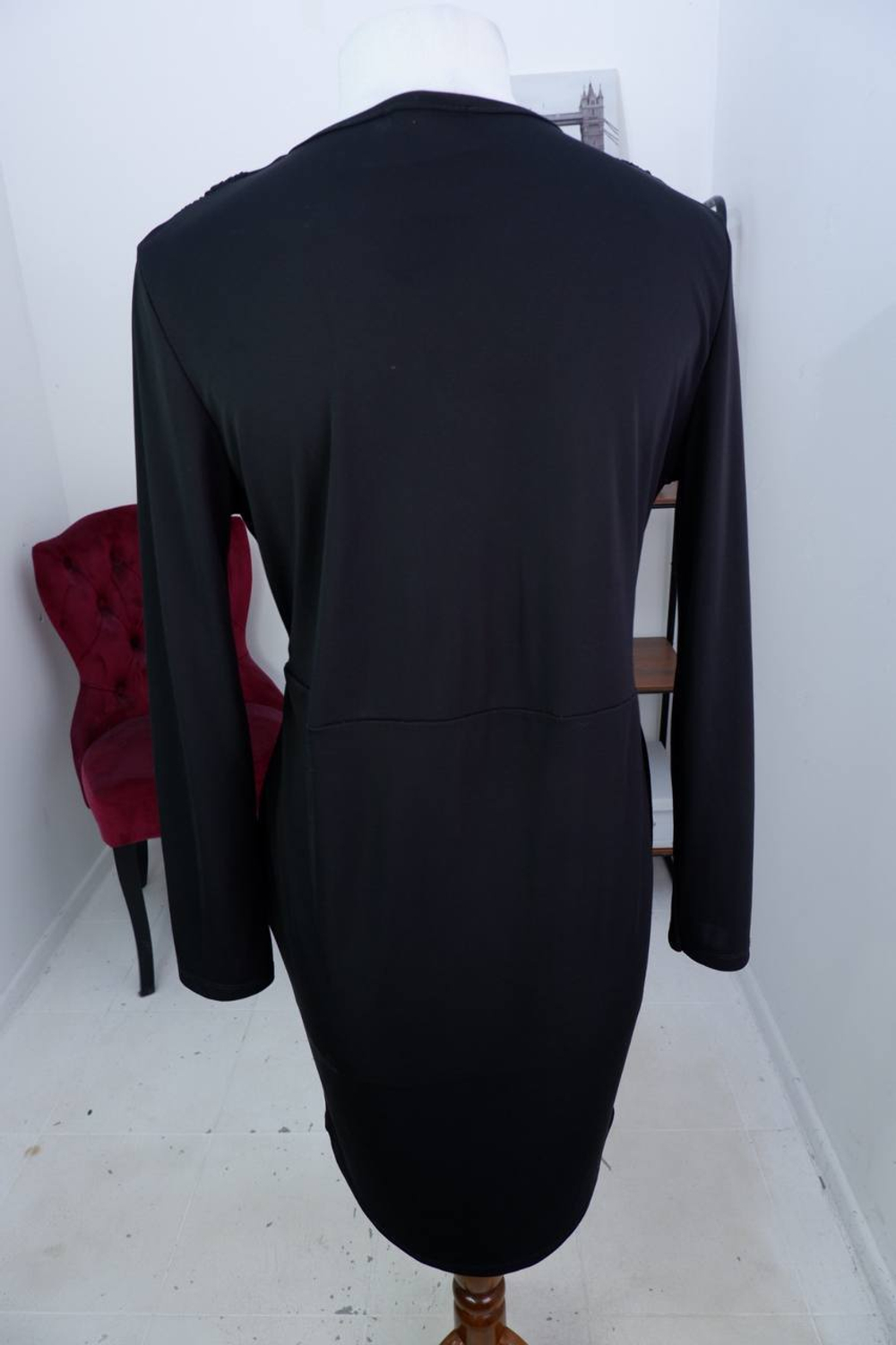 Платье Floyo by Smith приталенное, визуально 46 размер