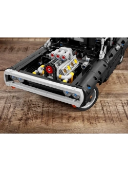 Конструктор Dodge Charger Доминика Торетто 1077 деталей 2338