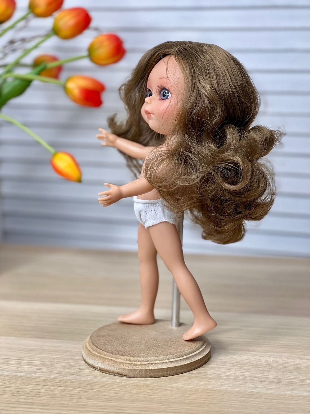 Кукла Nines виниловая 30см Dainty без одежды (2440W5)