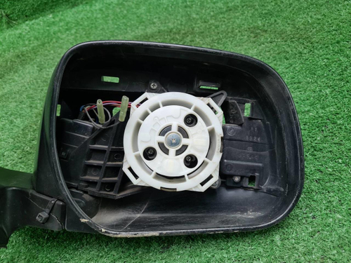 Зеркало правое Toyota RAV4 3 CA30 (10-16) 9 конт.