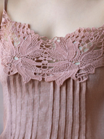 Женский топ на тонких бретелях (Размер: M) (Цвет: пудровый)