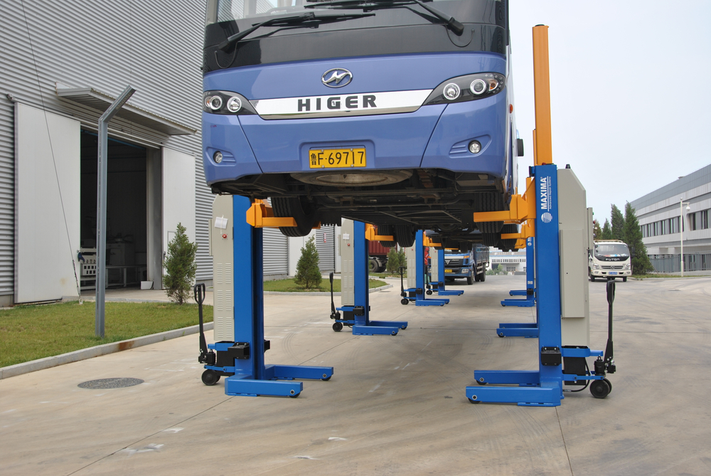 FC75W-4 Комплект беспроводных подкатных колонн для грузовых автомобилей, г/п 7.5 т.  (4шт)