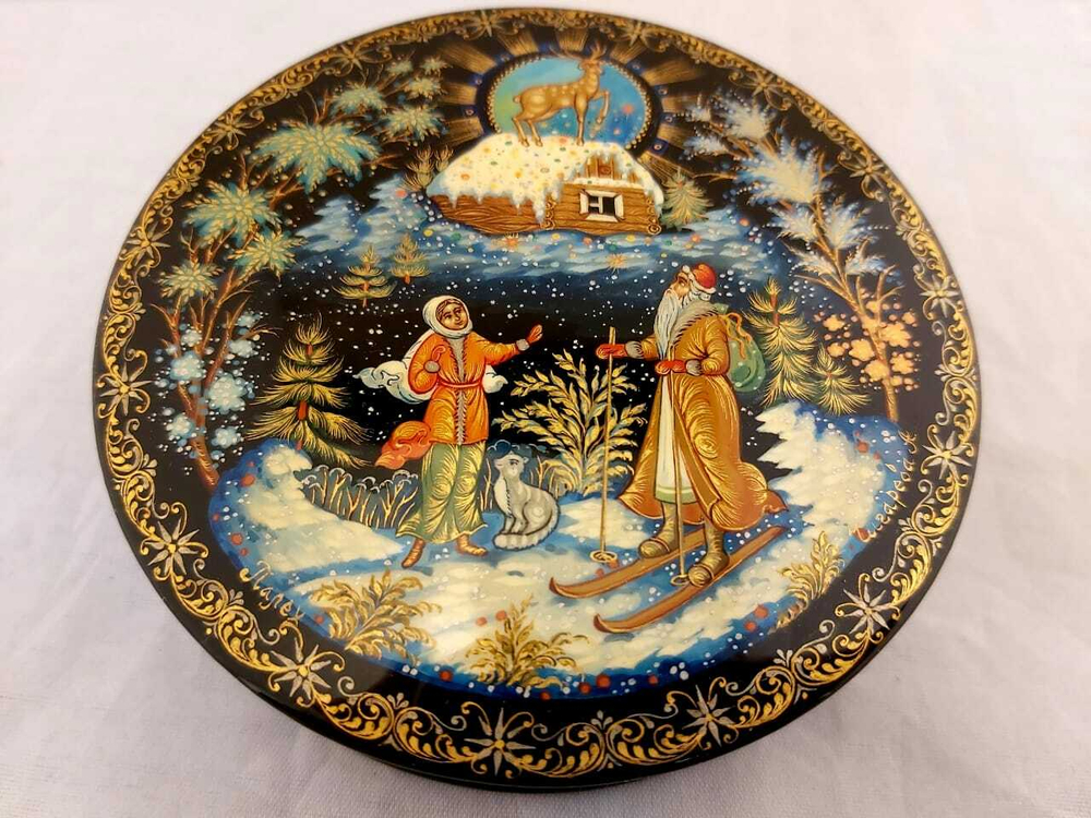 Шкатулка "Серебряное копытце" с росписью Палех