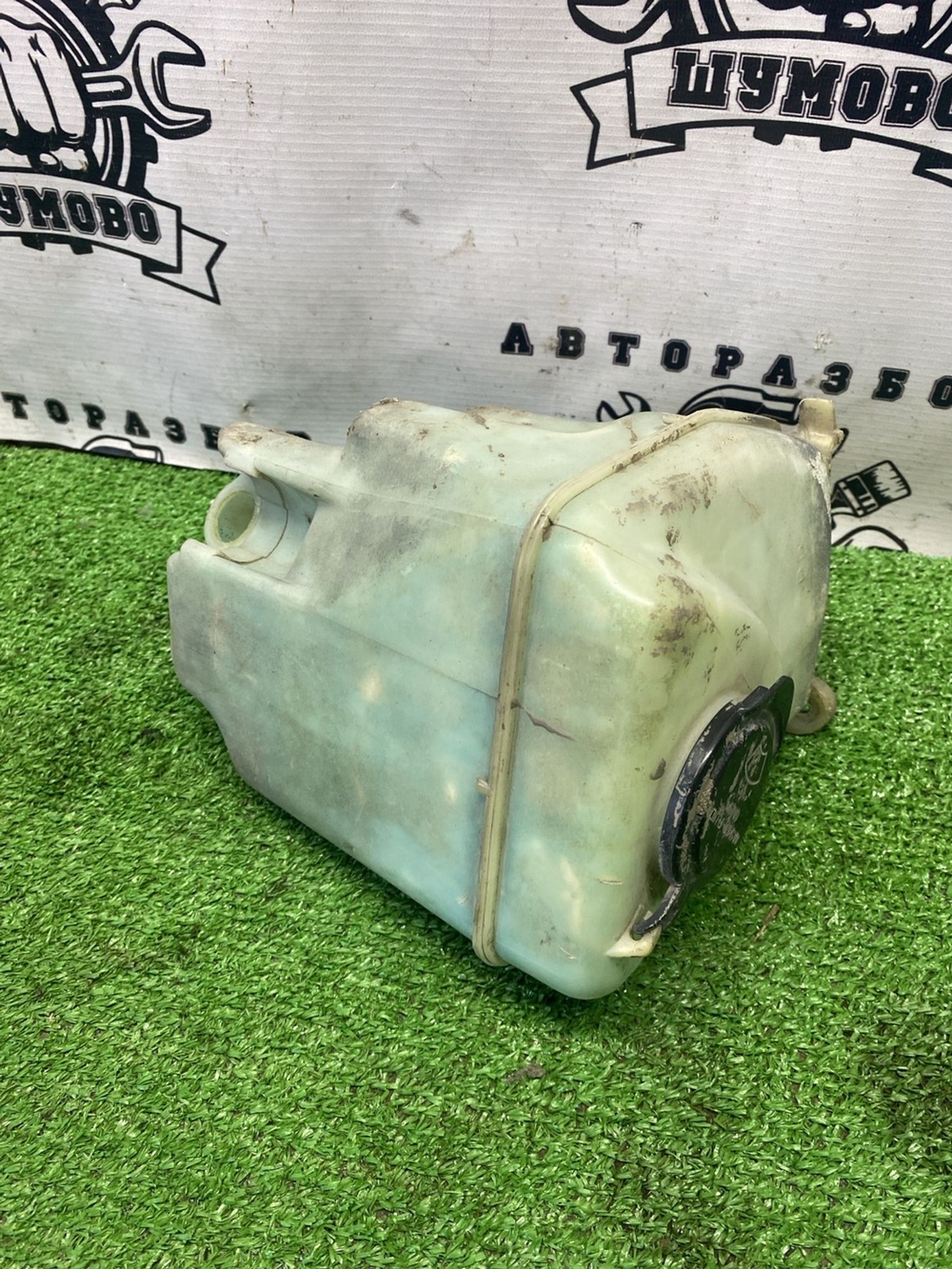 Бачок омывателя Toyota Sprinter Marino 1992 с пробегом