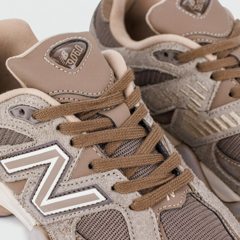 кроссовки New Balance 9060 Mushroom Wmns