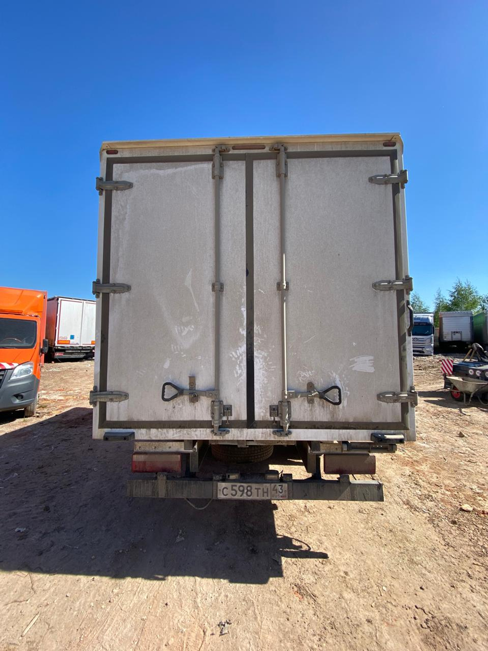 SOLLERS ATLANT Изотермический/рефрижератор M209-C1EA (Рефрижератор, дизельный, 2.7 л, 150 л.с. МТ)
