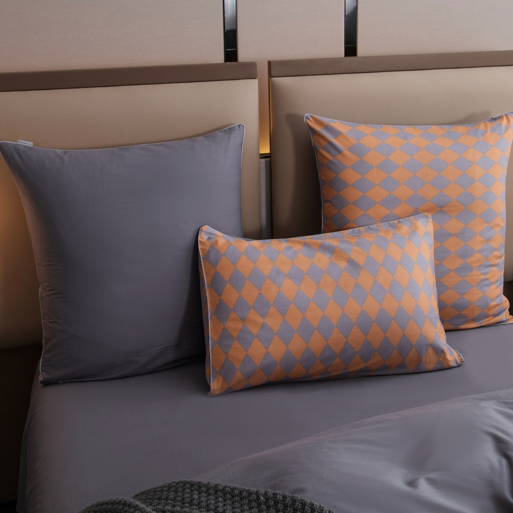 Комплект постельного белья Сатин Элитный на резинке CPLR045