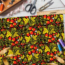 Ткань атлас золотая хохлома с земляникой