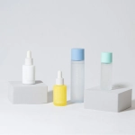 Afura Ампула, эссенция-сыворотка, выравнивающая цвет кожи лица, Сиратама Скинималист Афура - Skinimalist Shiratama Ampule , 30 мл