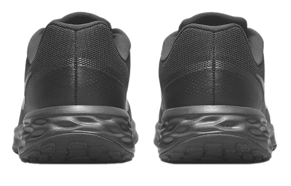 Кроссовки Nike Revolution