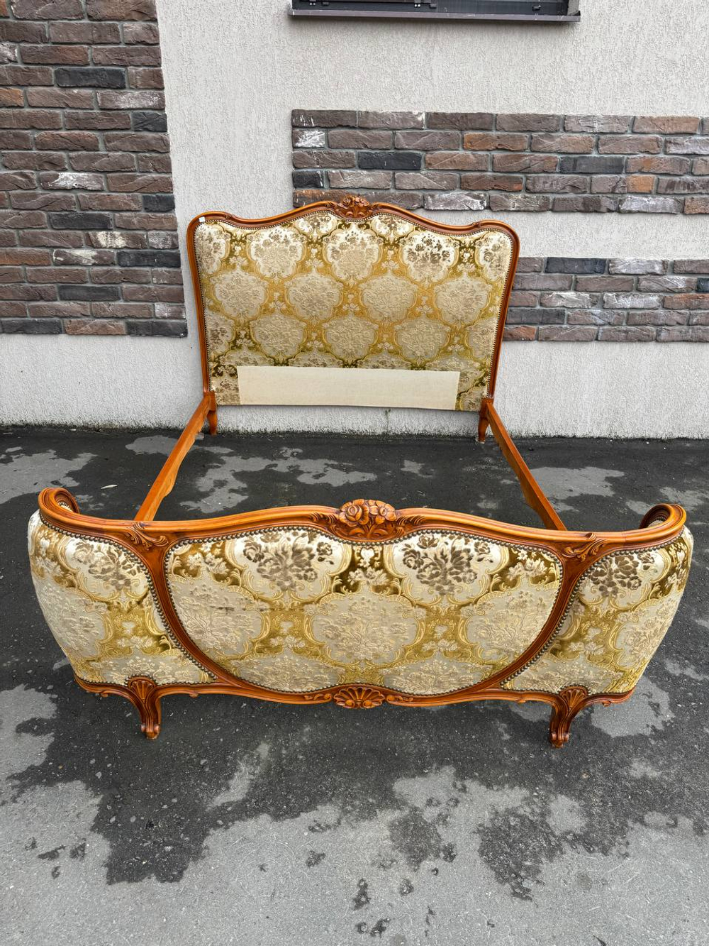 Кровать односпальная 140×190