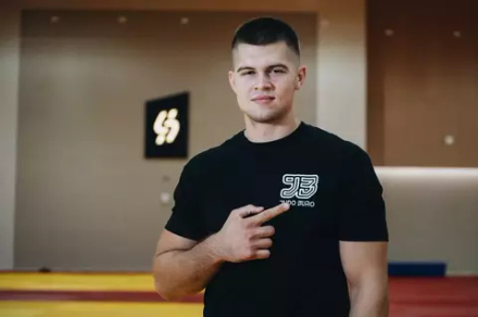 Черная оверсайз футболка Judo Buro/ Дзюдо Бюро с вышивкой JB