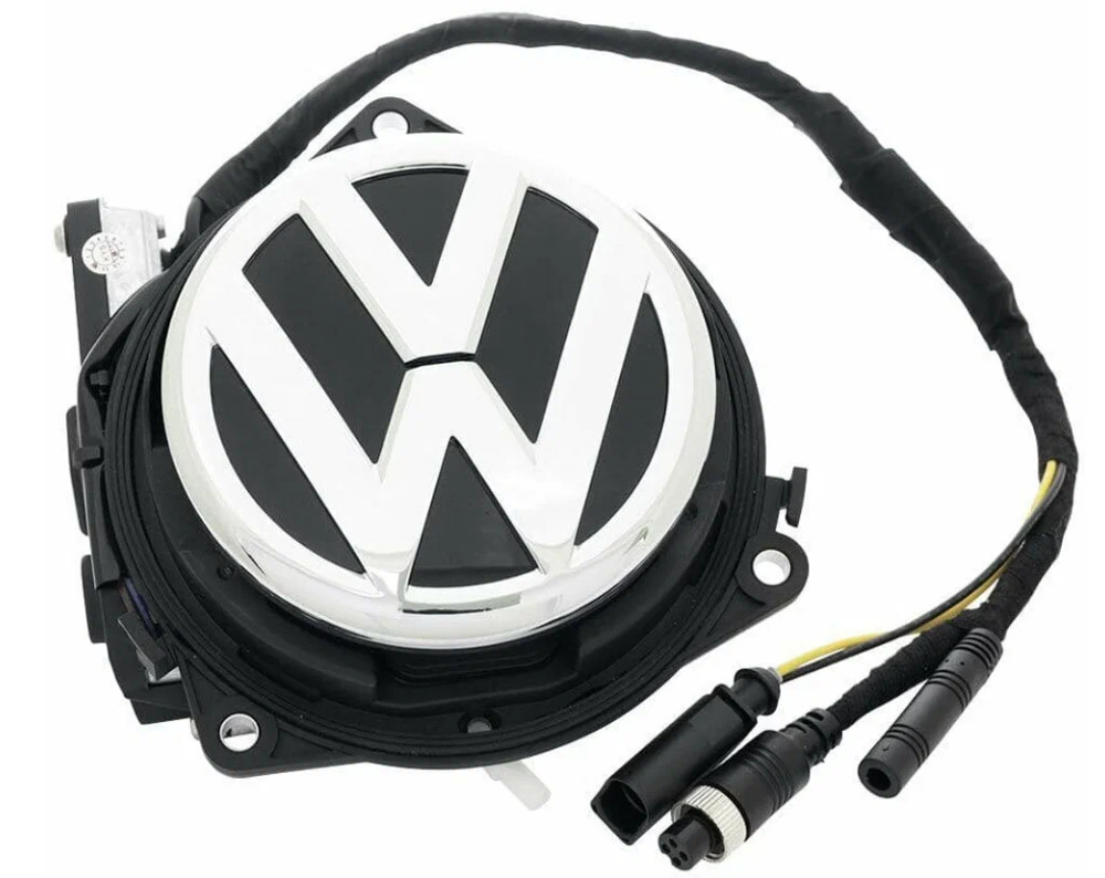 Камера заднего вида в значок логотипа Volkswagen Passat B6/B7/B8/CC, Polo, Golf 6/7, Beetle - Canbox cam-690 (AHD 1080p, 150 градусов)