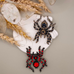 Брошь"Паук" со стразами.