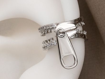 Кафф "Молния" со стразами (уценка)