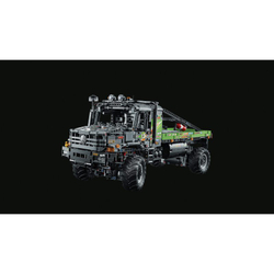 LEGO Technic - Грузовик Mercedes-Benz Zetros 4WD 42129