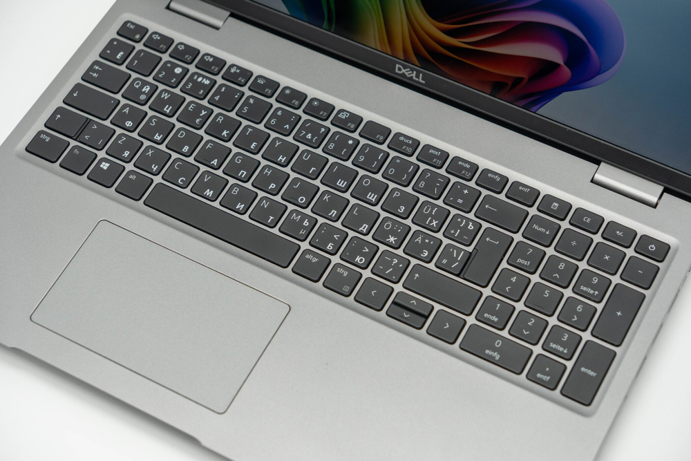 Ноутбук Dell Precision 3561 ( i7-11850H / Quadro T600 )