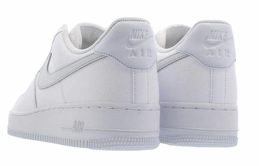 Кроссовки Nike Air Force 1 07 Su19