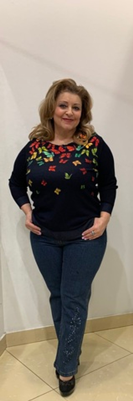 Укороченные  джинсы со стразами