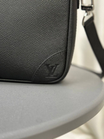 Портфель Louis Vuitton