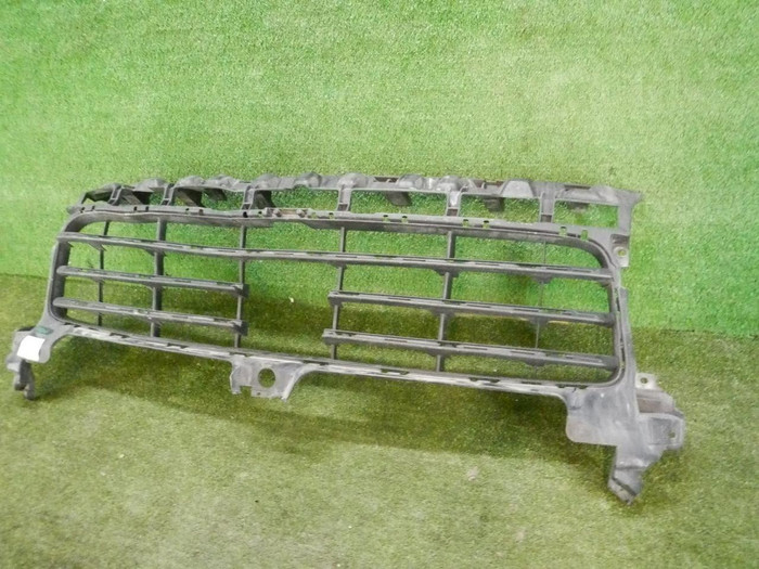 Решетка переднего бампера Porsche Cayenne 3 17-23