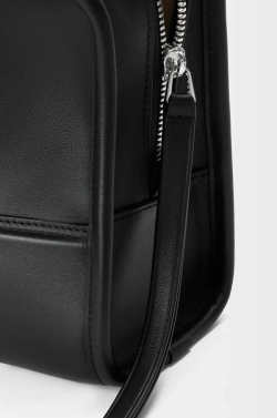 Loewe Маленькая сумка Amazona 180 из мягкой телячьей кожи, черный