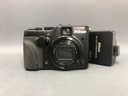 Nikon Coolpix P7100