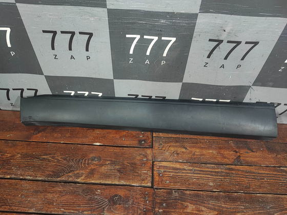 Накладка двери передней левой Renault Arkana 19-нв Б/У Оригинал 808775963R