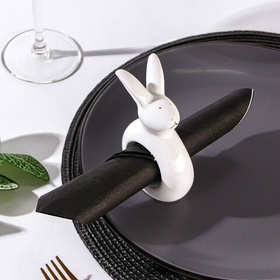 Кольцо для салфеток «Зайка в золотом», 7,5×3,5×11,5 см, цвет белый