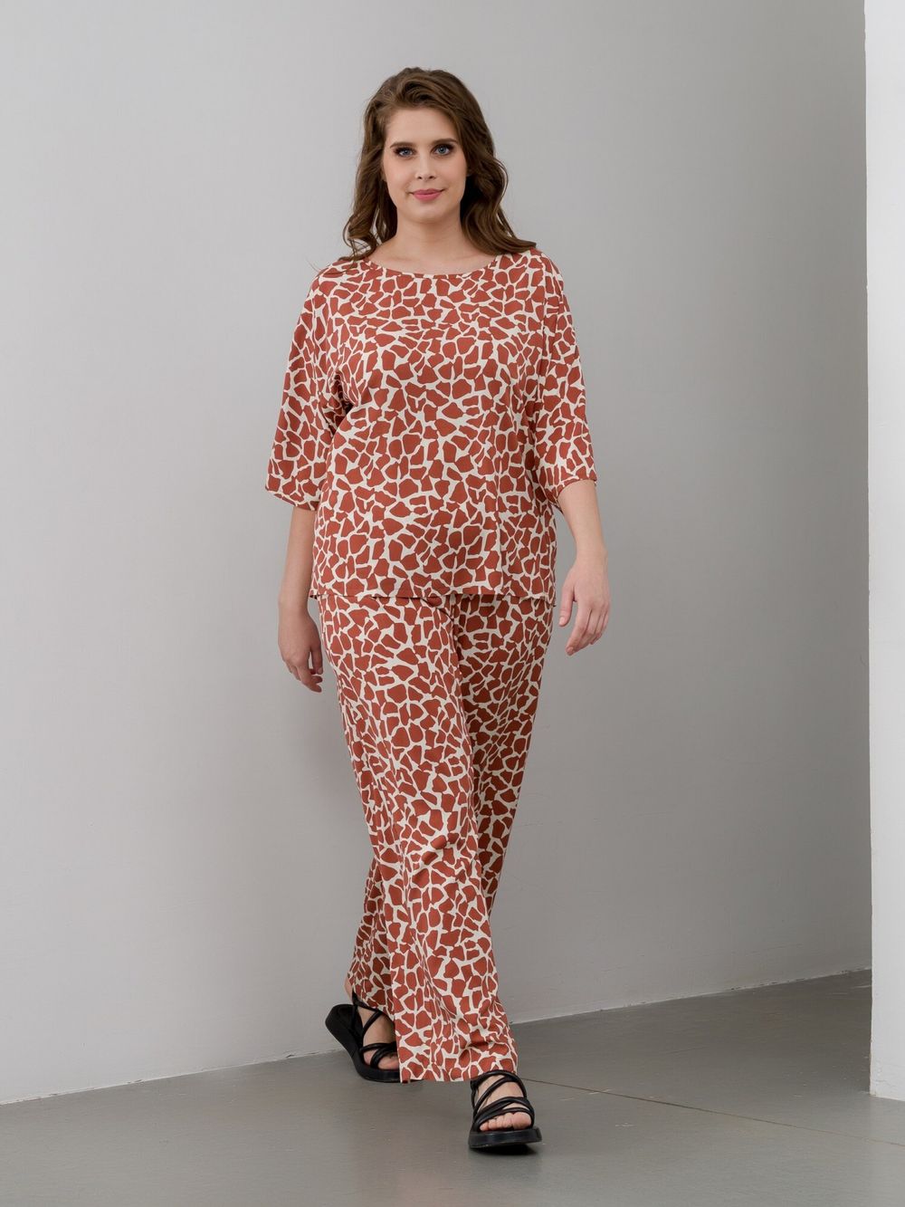 Костюм Гинея Виотекс КОРИЧНЕВЫЙ