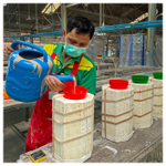 Ваза IKEA FRODD (ФРЕДД), Темно-зеленый, 21 см