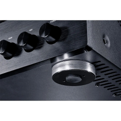 Интегральный усилитель Magnat MA 900 Black