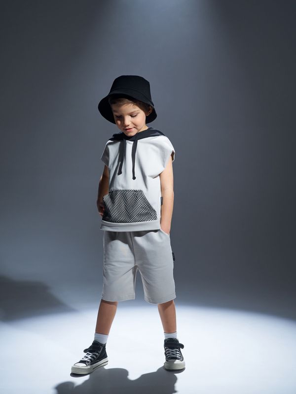 Футболка с капюшоном 