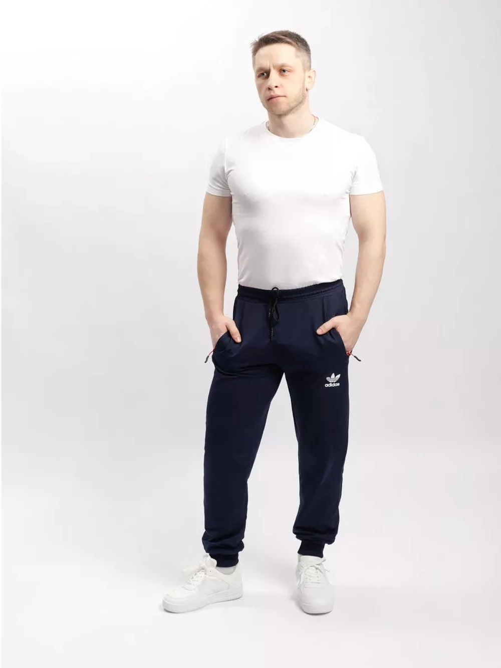 Брюки спортивные джоггеры с лампасами и манжетами Adidas