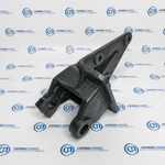 Кронштейн передней рессоры передний левый SZ970000736